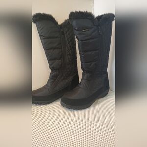 Flexus MIREYA Boots Women's Size 9 Black Gently Used Winter Snow